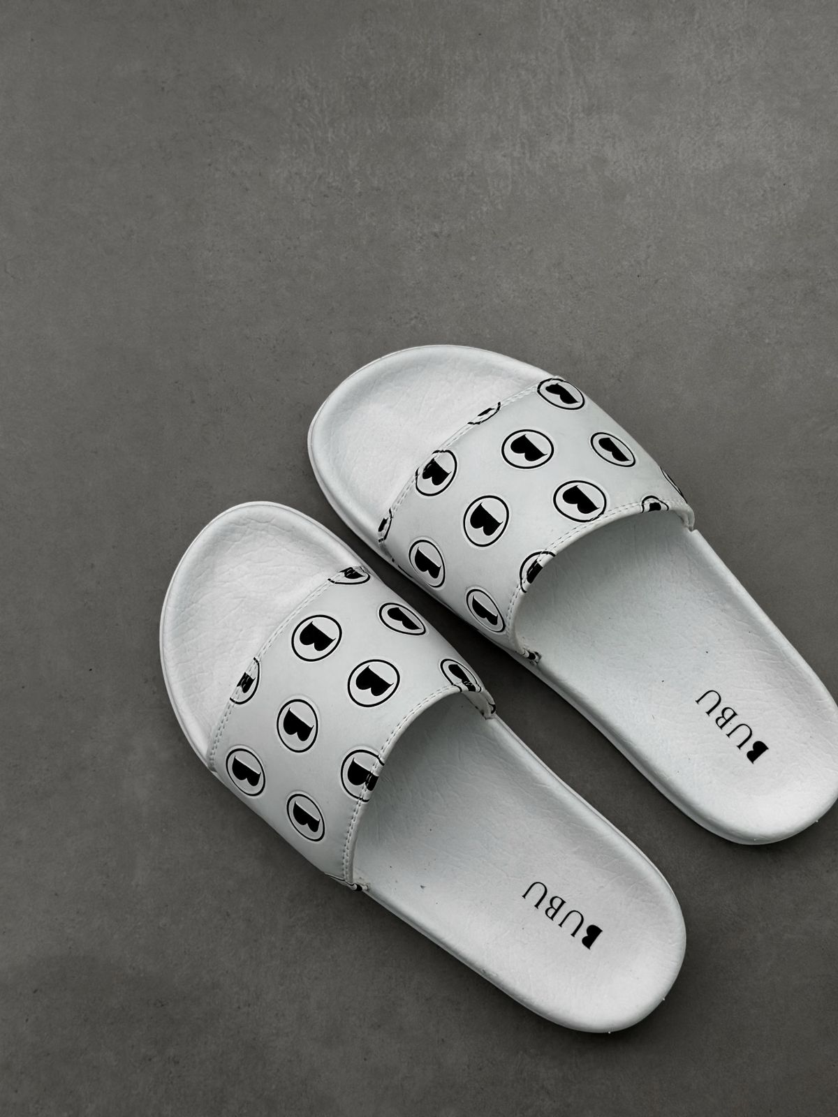 MYBUBU CHINELO SLIDE LOGO
