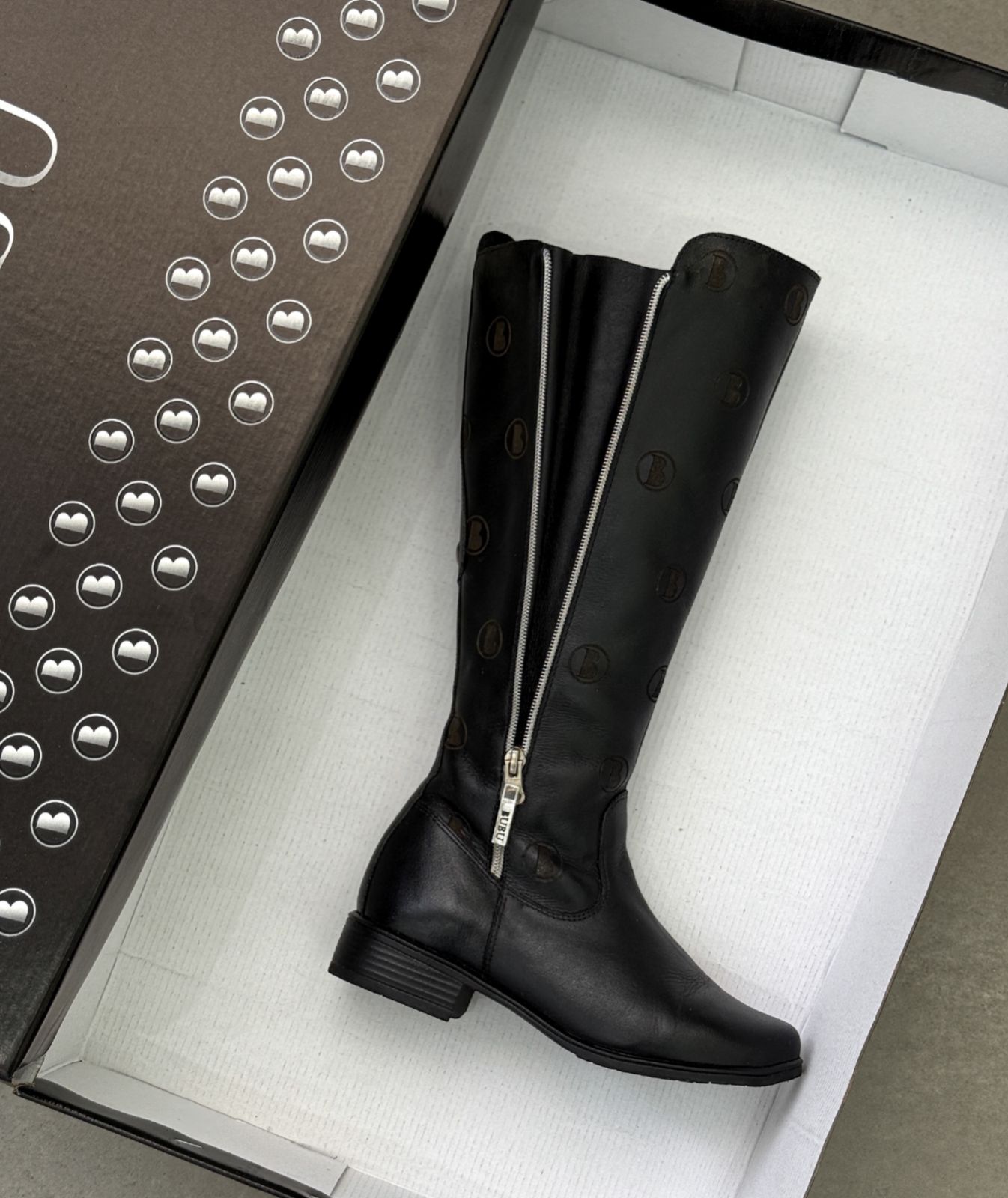 BOTA COURO LOGO B AJUSTVEL