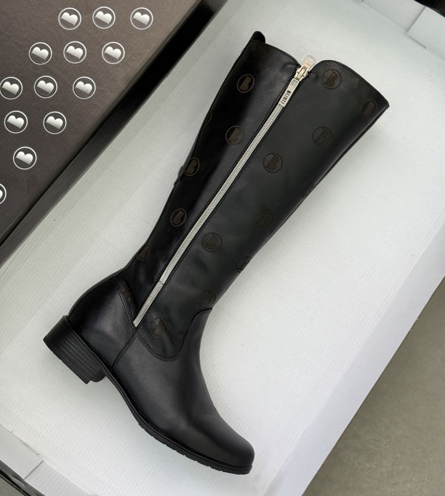 BOTA COURO LOGO B AJUSTVEL