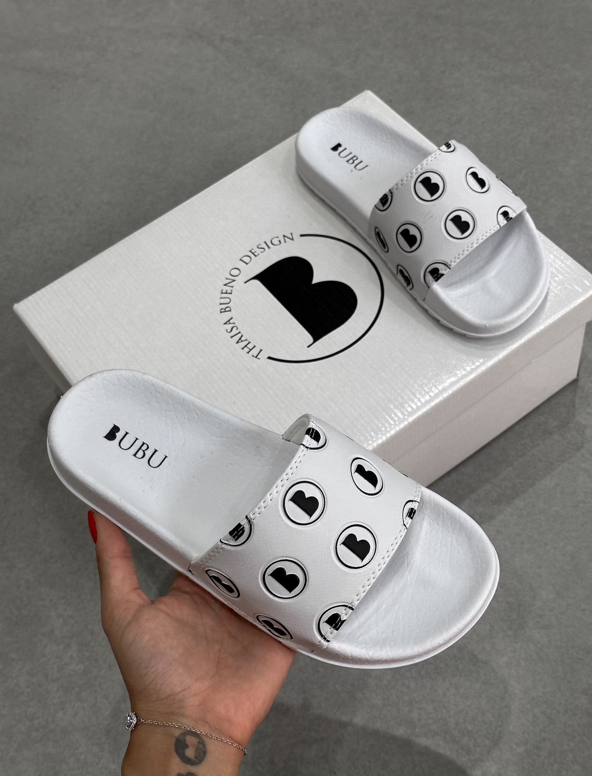 MYBUBU CHINELO SLIDE LOGO
